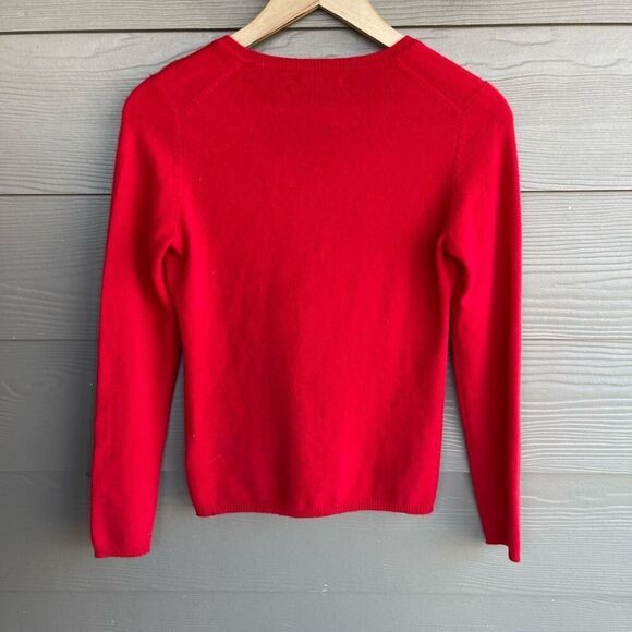 Charter Club red 100% cashmere v neck sweater - Picture 5 of 6